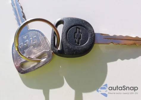 2007 Chevrolet Silverado 1500 Classic Work Truck из США, поврежденный, VIN 3GCEC14X97G242785